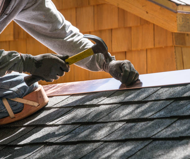 Best Roof Maintenance Services  in Kewaskum, WI